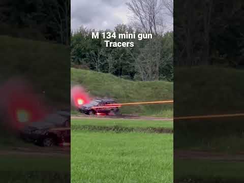 M 134 MINI GUN SHOOTING TRACERS IN TO CAR #callofduty #n134#viral
